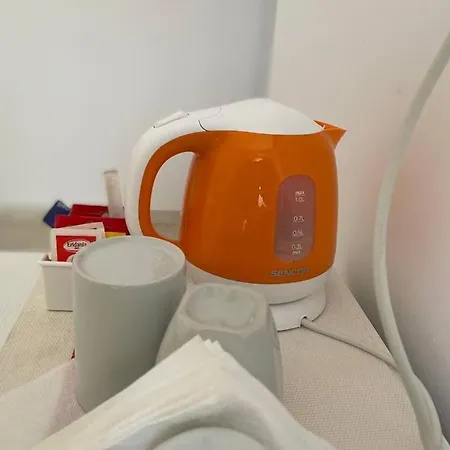 Le Stanze Di Chiara Konukevi Torre Lapillo